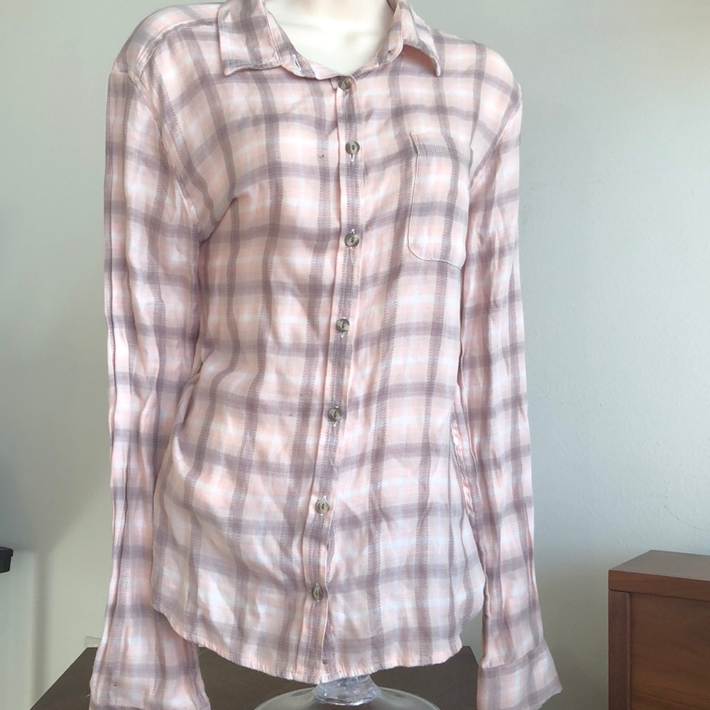 COPY - AE Lightweight Pink Button Up Flannel Top
